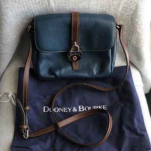 Dooney & Bourke